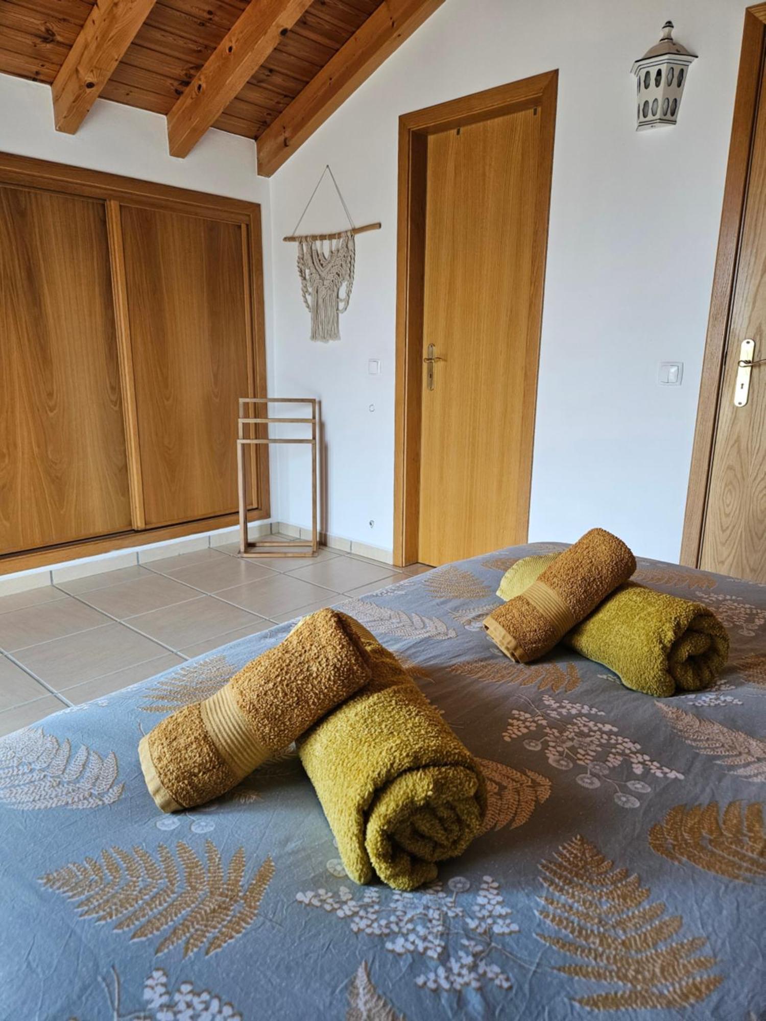 Casa Delbon Guest House Aljezur Esterno foto